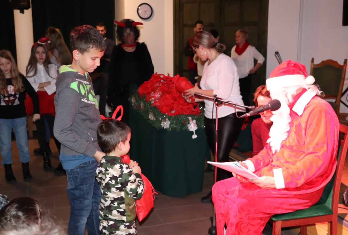 2023. december 6-án érkezett a Mikulás a Népfőiskolára