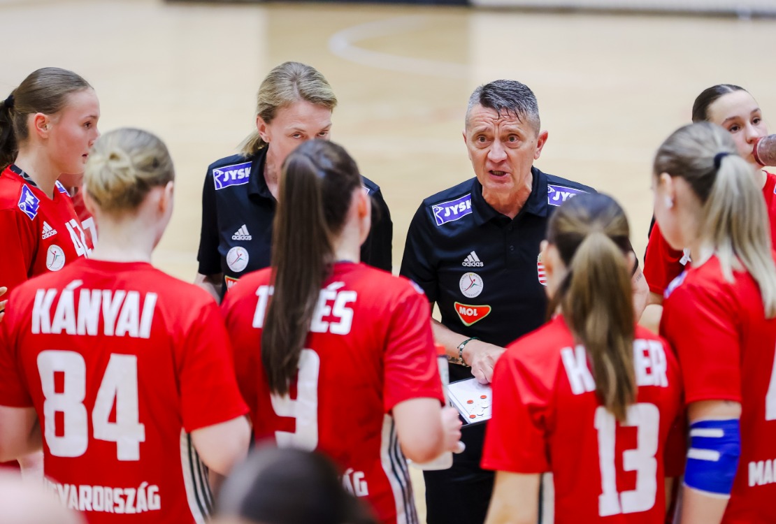 Edzőtáborban a Magyar Női Ifjúsági Kézilabda válogatott - VIDEÓ