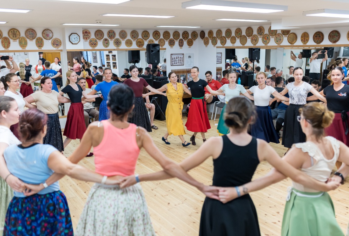 Néptáncosok Szakmai Alkotótábora a lakiteleki Hungarikum Ligetben