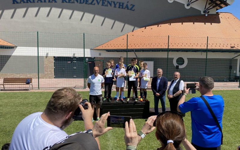 dcbc1a79-3872-4d72-b606-107a43b699eb