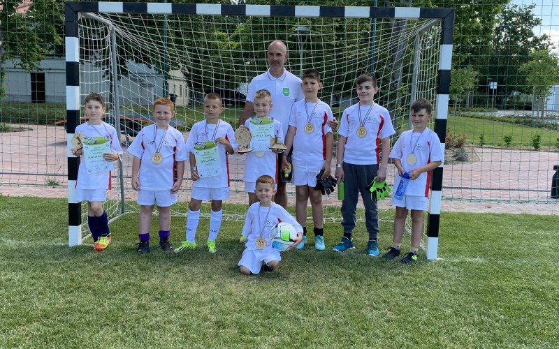 e19f4234-2a6f-46c1-9286-e15dea7b5c50