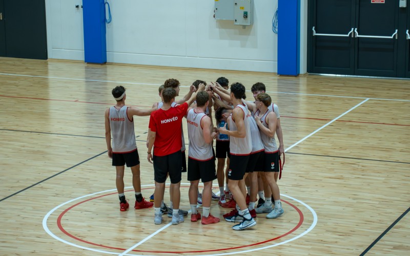 DSC08712-Enhanced-NR