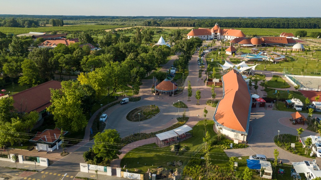 The harbour of Hungarian values, where not only water heals